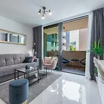 New Modern Apartment Andrea