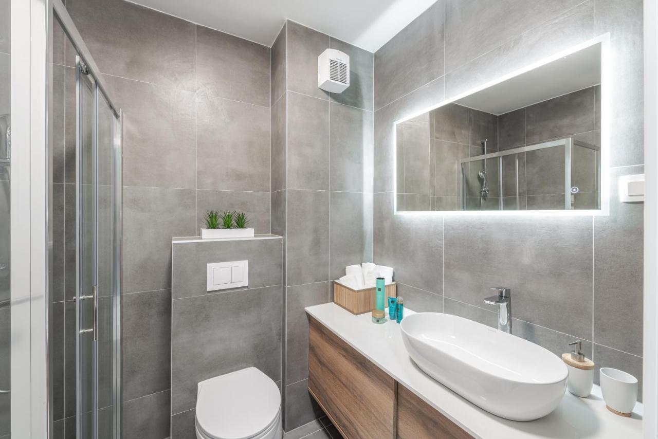 New Modern Andrea Apartamento *